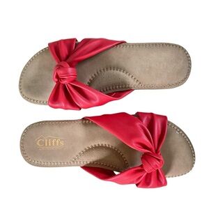 Cliffs by White Mountain Red Favorite Sandal Knot Slides‎ (Size 8.5)